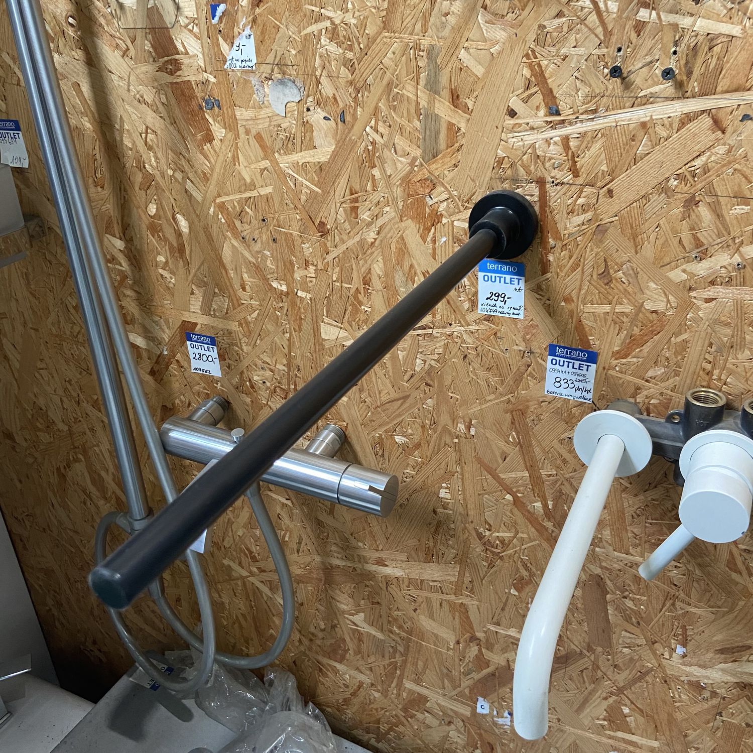 OUTLET: DORNBRACHT 83211892-33 TARA, WIESZAK NA&nbsp;RĘCZNIK, CZARNY MAT