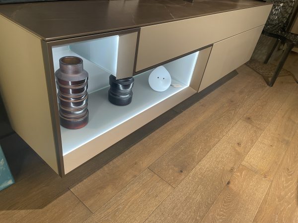 OUTLET: HULSTA KOMODA TETRIM