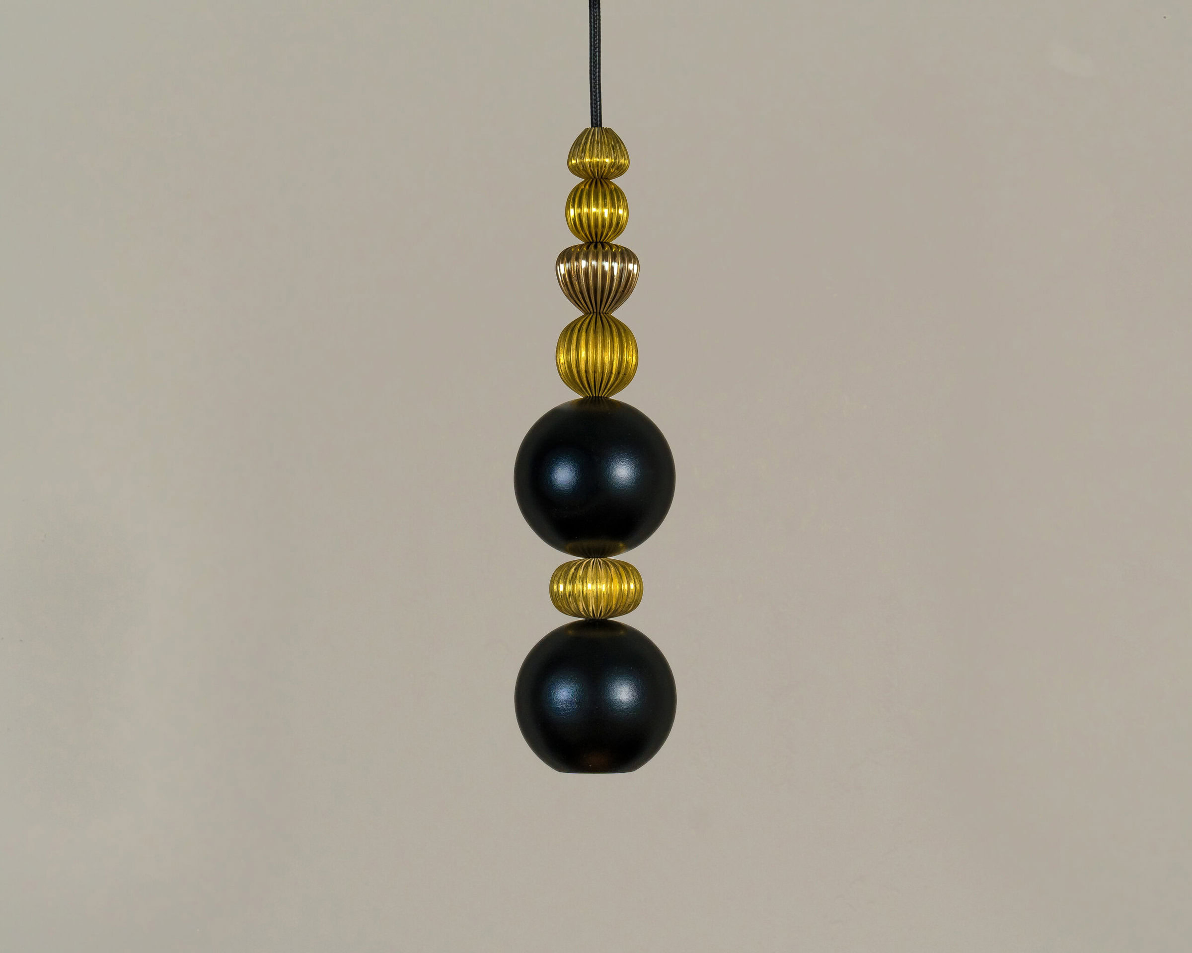 LOFTLIGHT LAMPA WISZĄCA BOLA QUEEN 2 CZARNY + MOSIĄDZ