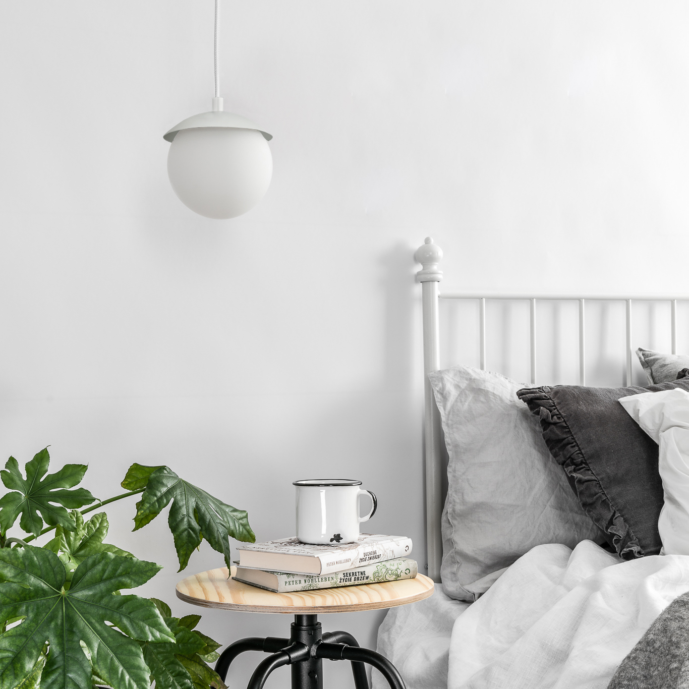 UMMO LAMPA WISZĄCA ŁAZIENKOWA KLF111PS0 KUUL F&nbsp;BIAŁA IP44